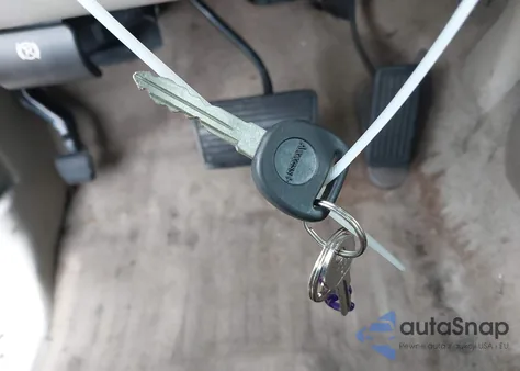 2005 Cadillac Escalade Standard from USA, damaged, VIN 1GYEK63N65R161945